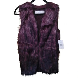 Sebby Collection Burgundy sweater vest